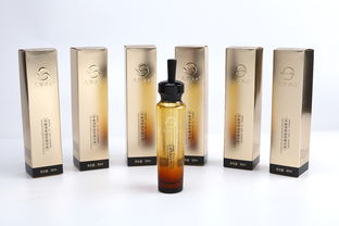 璀璨交融 化妝品與珠寶的視覺盛宴——某品牌系列產(chǎn)品包裝設(shè)計(jì)探析